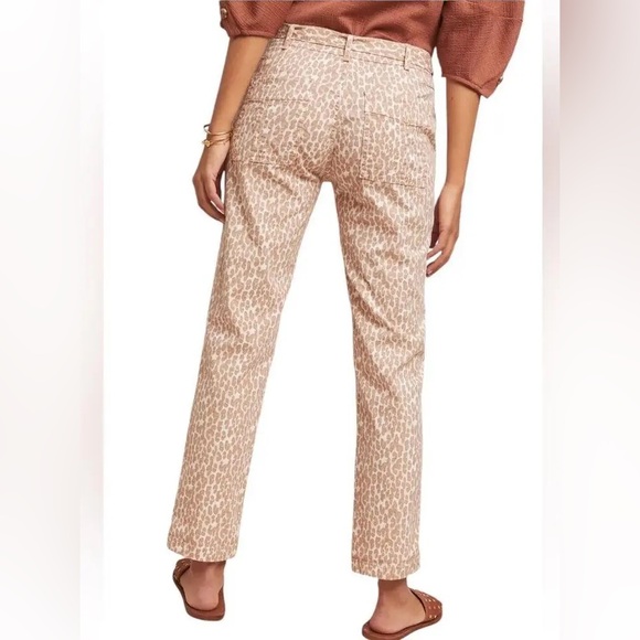 Anthropologie Denim - Anthropologie The Wanderer Beige Leopard Print Utility Pants Women’s Size 28